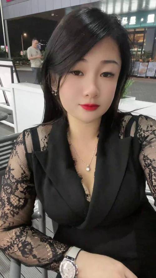 黑人干亚洲女冒白浆的相关介绍