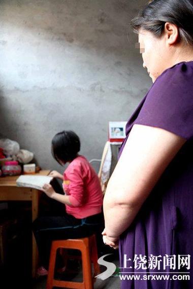 搭讪名媛人妻4小时12名在线看的相关介绍