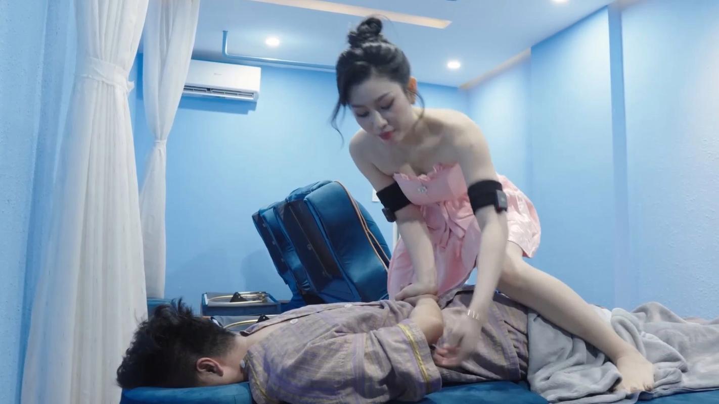 人妻少妇粉色av的相关介绍