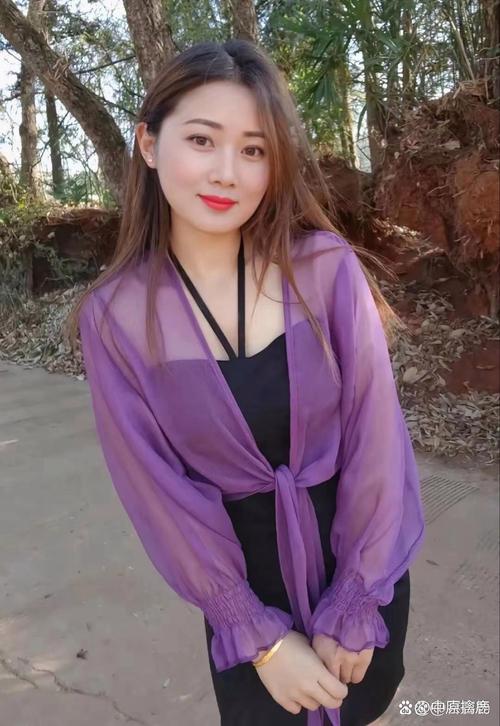 居酒屋搭讪人妻中文电影的相关介绍