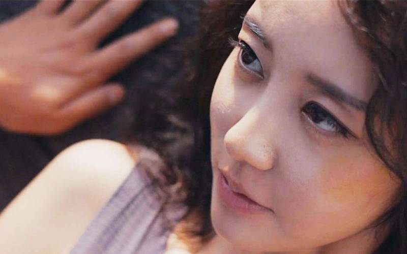美女老师求我操的相关介绍