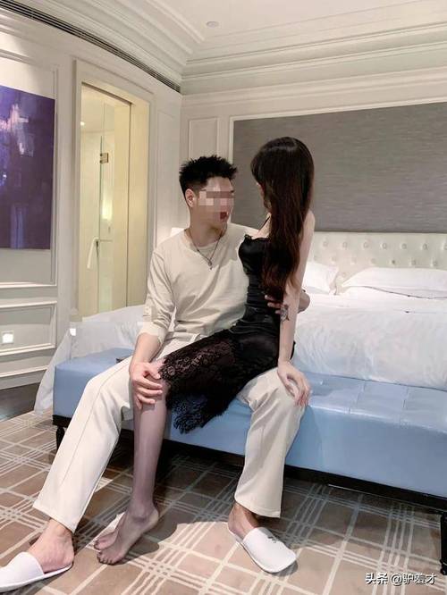 高难度美女软体av的相关介绍