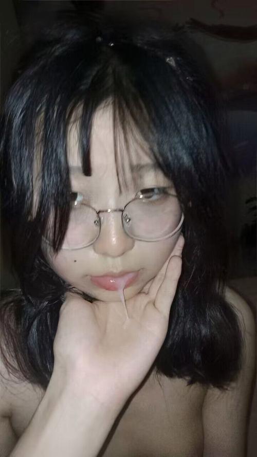 亚洲少妇激情一区二区的相关介绍