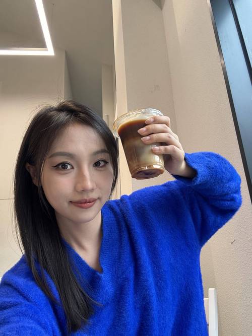 人妻 欧美 在线的相关介绍
