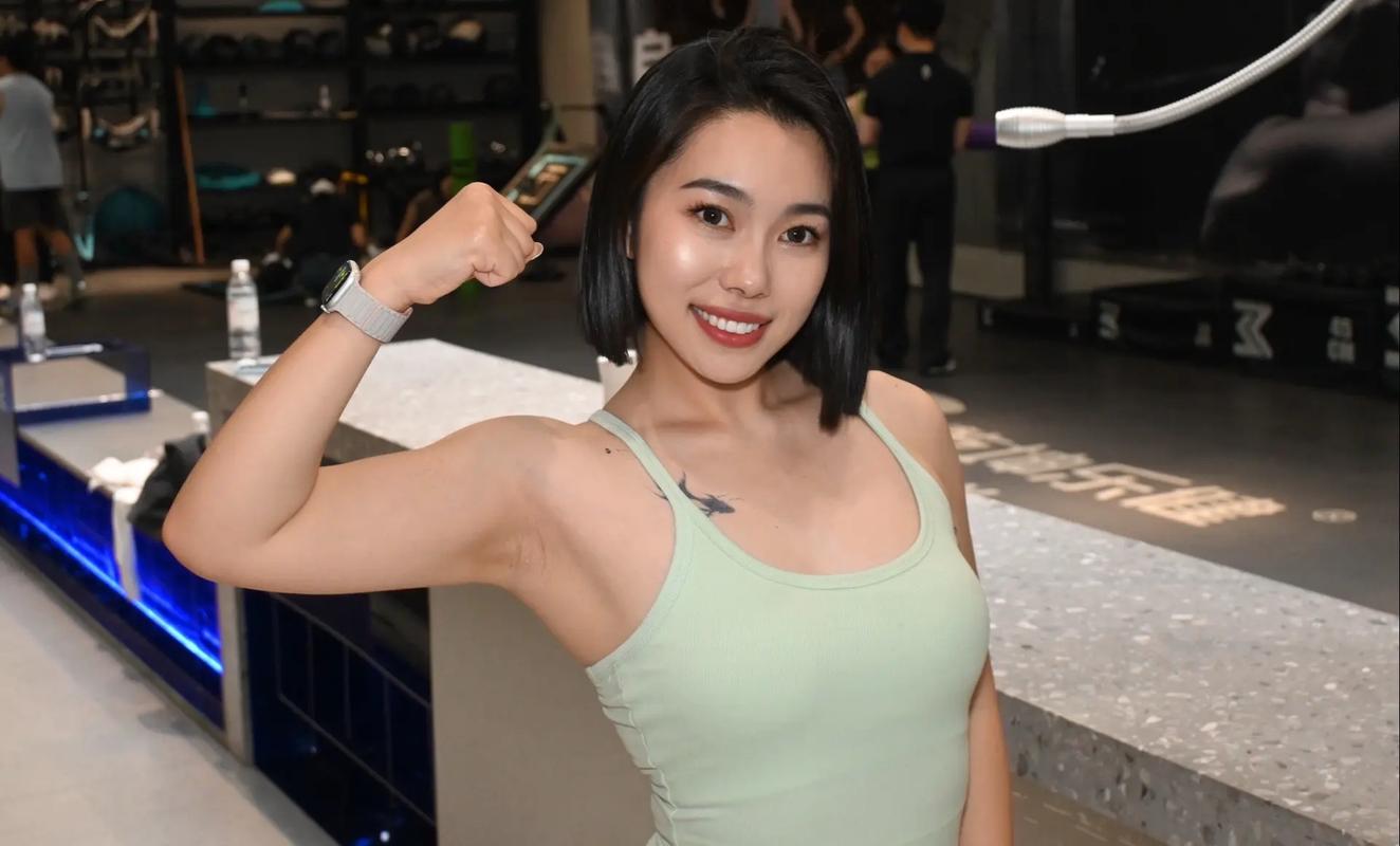 熟女少妇第一区的相关介绍