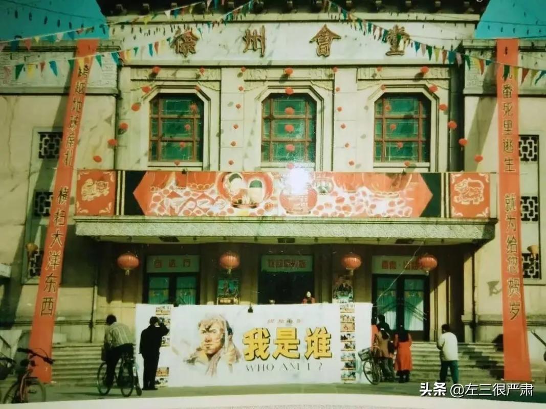 亚洲少妇人妻av的相关介绍
