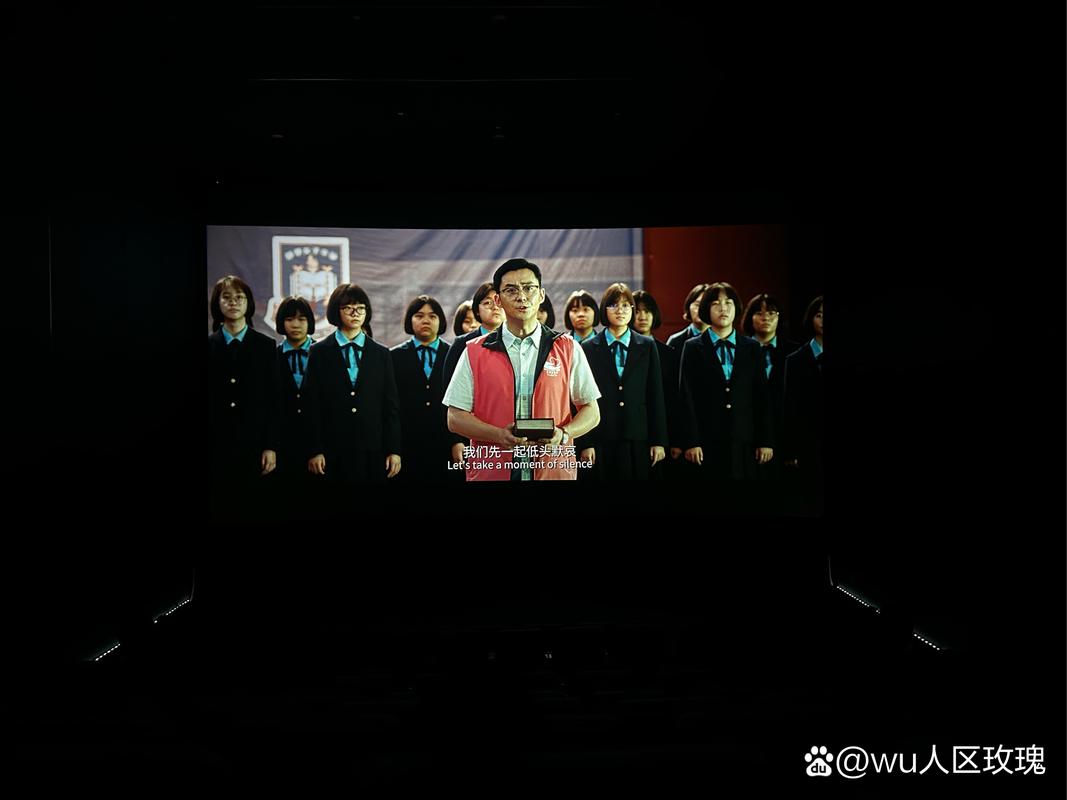 把美女老师操哭了的相关介绍
