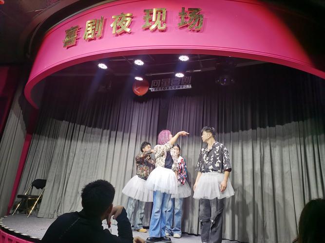 色诱惑我国产精品的相关介绍