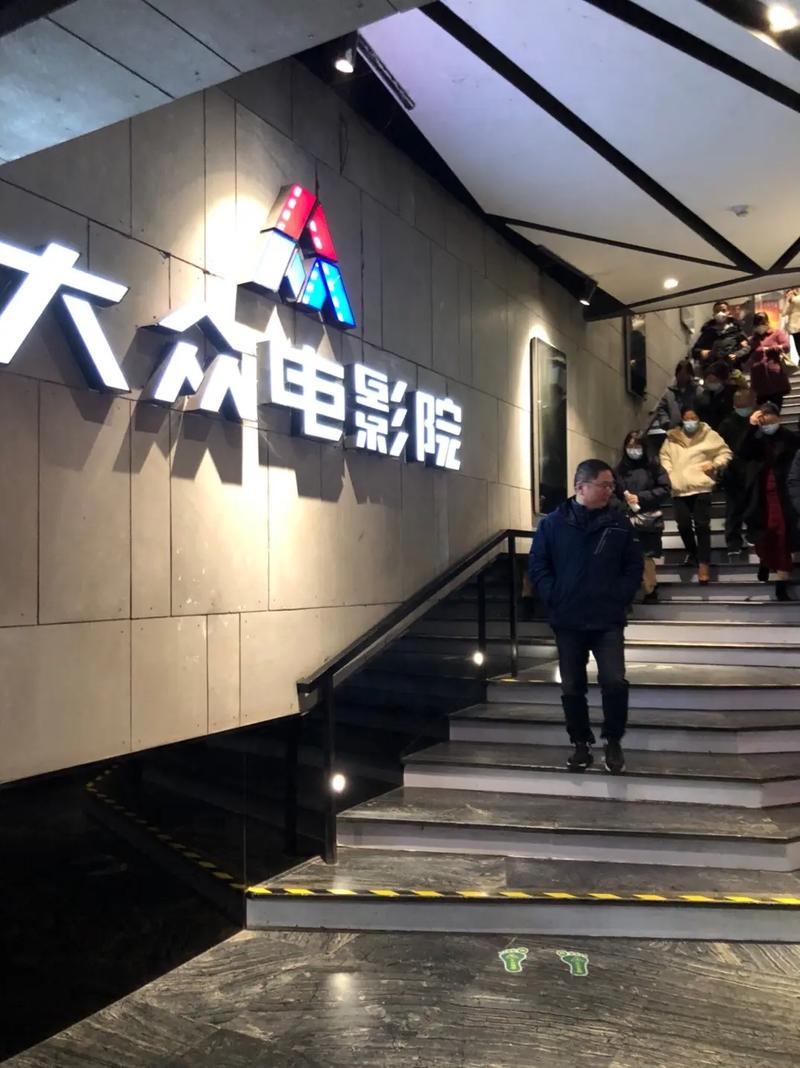 亚洲av熟女少妇的相关介绍