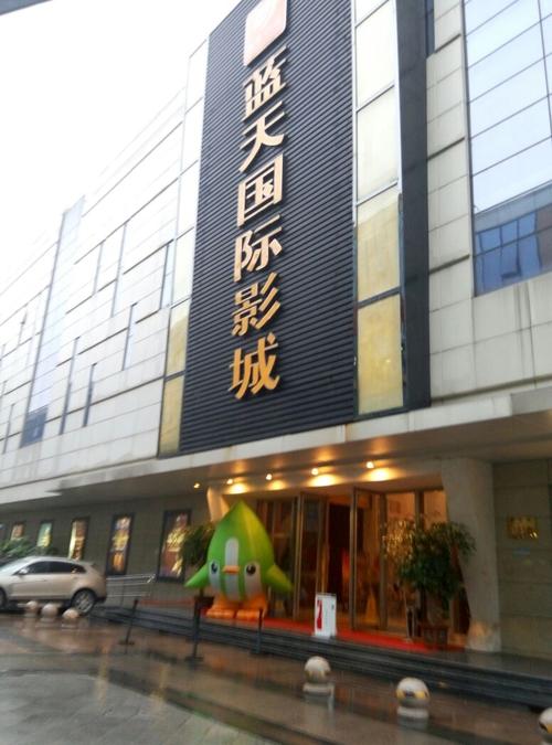 草少妇av的相关介绍