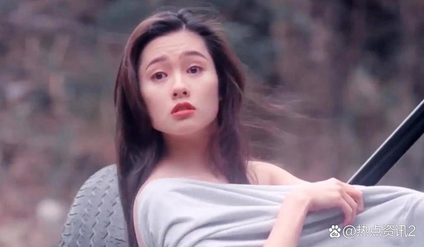 少妇亲子伦av的相关介绍