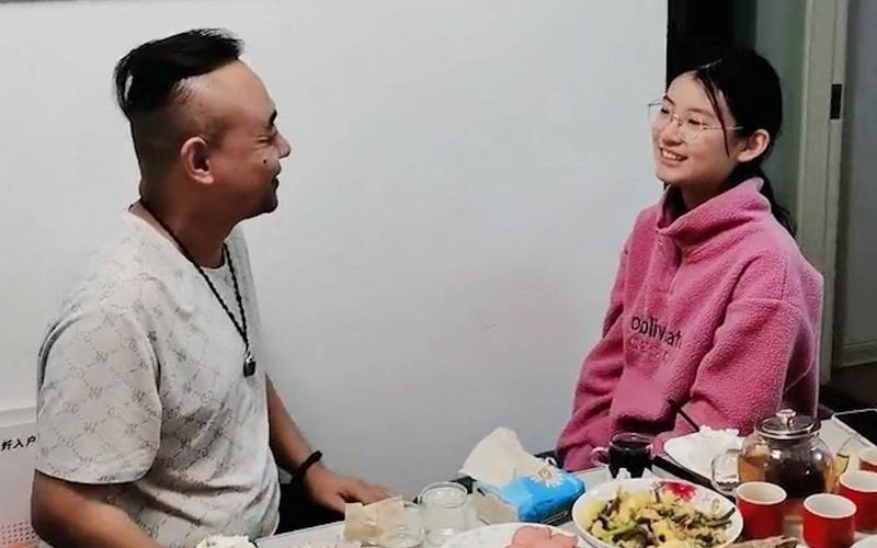 天黑黑影院的相关介绍