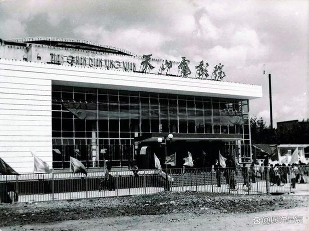 草民影院的相关介绍