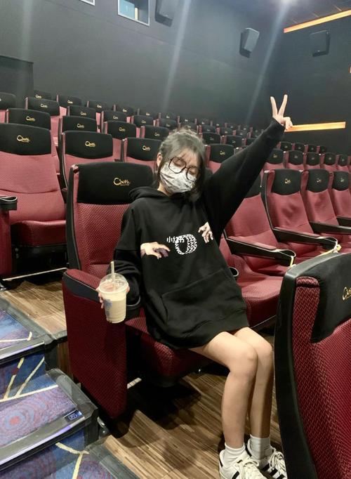 精品淑女少妇av久久免费的相关介绍