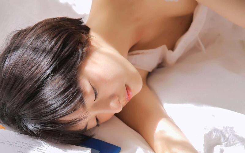 我操了我的女老师的相关介绍