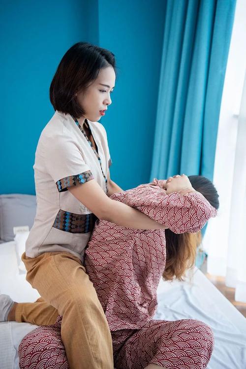欧美人妻一区在线看的相关介绍