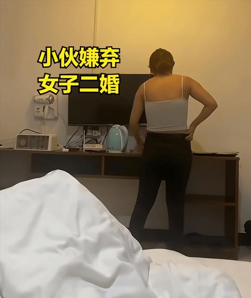 18+美女的相关介绍