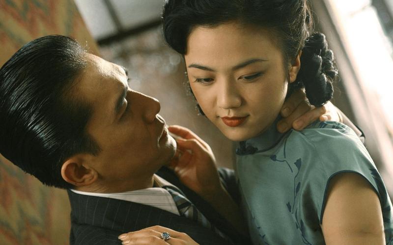 亚洲老熟女少妇的相关介绍