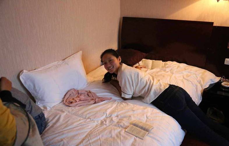 操美女老师.的相关介绍