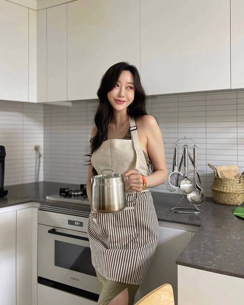 亚洲 欧美 国产 在线影院的相关介绍